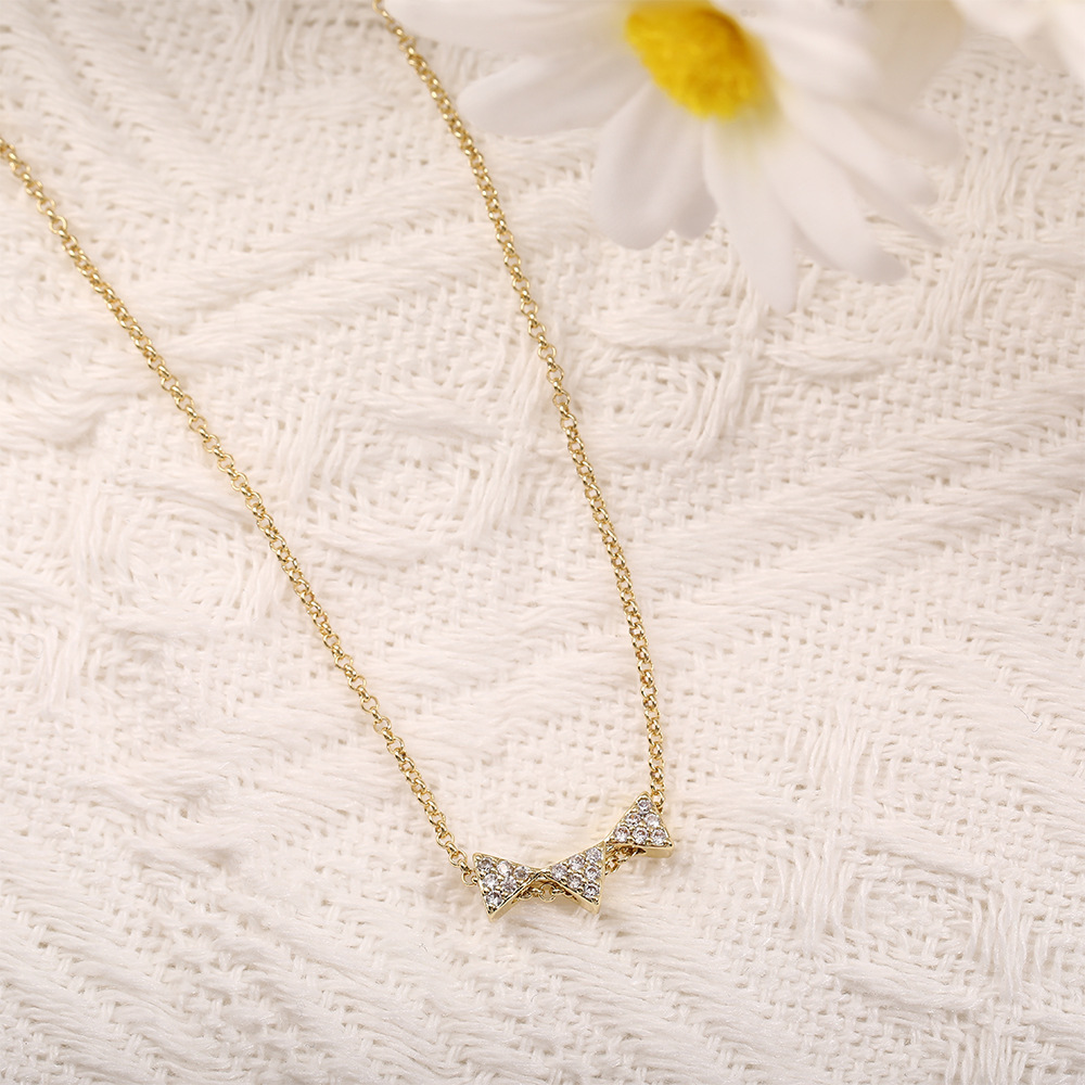 Vintage Cool Choker with 18K Golden Plated Copper and Zirconia